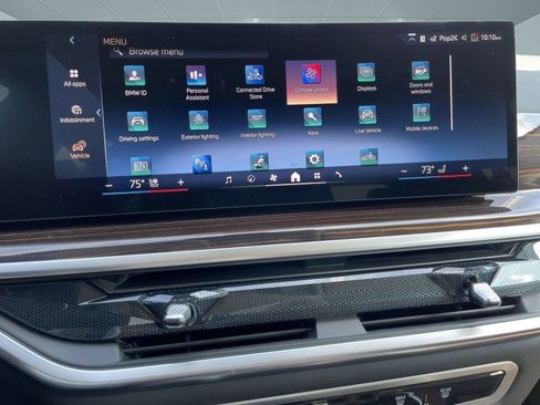 Used 2026 BMW X7 xDrive40i w/ Premium Package image 24