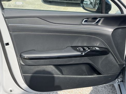 New 2025 Kia K5 GT-Line image 5