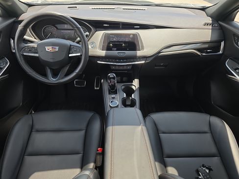 Used 2023 Cadillac XT4 Sport w/ Driver Assist Package FWD image 18