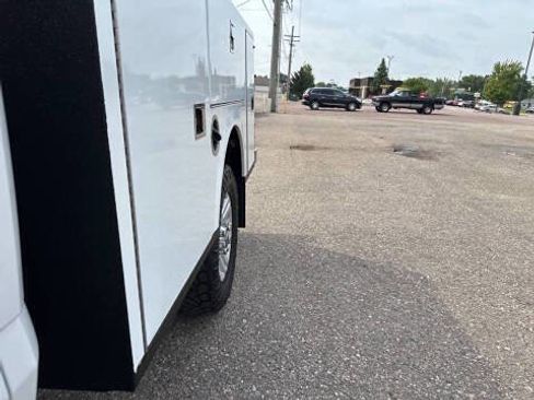 Used 2018 Ford F350 XLT AWD/4WD image 20