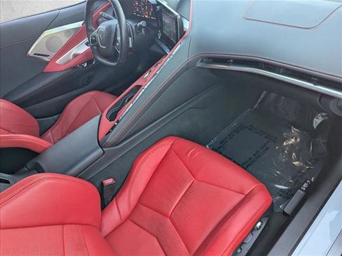 Used 2021 Chevrolet Corvette Stingray Preferred Cpe w/ 2LT image 19