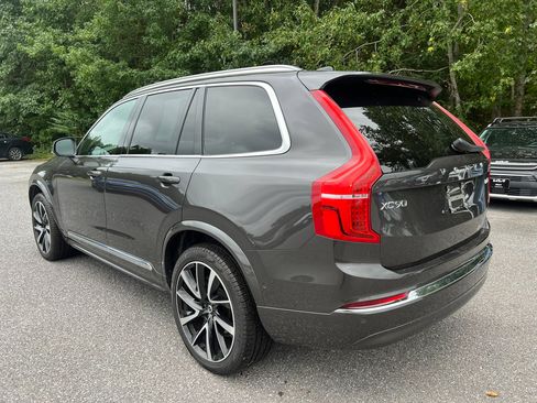 Used 2023 Volvo XC90 B6 Plus w/ Protection Package image 3