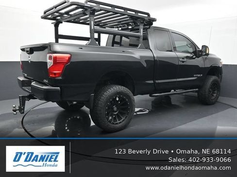 Used 2017 Nissan Titan S AWD/4WD image 6