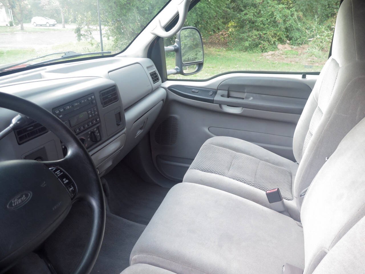 Used 2001 Ford F350 XLT AWD/4WD image 11