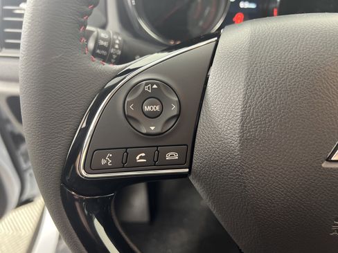 New 2025 Mitsubishi Outlander Sport LE image 15