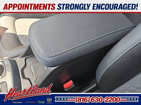 Used 2021 Chevrolet Colorado Z71 AWD/4WD image 73