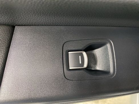 Used 2025 Honda CR-V EX-L image 25