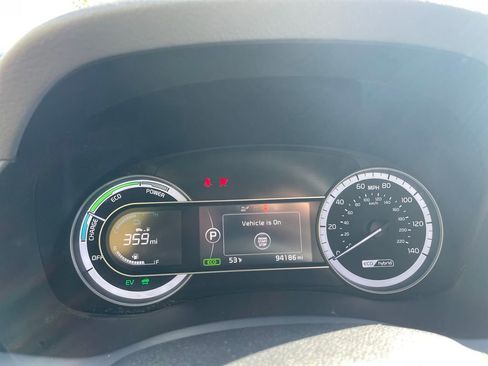 Used 2018 Kia Niro LX FWD image 15