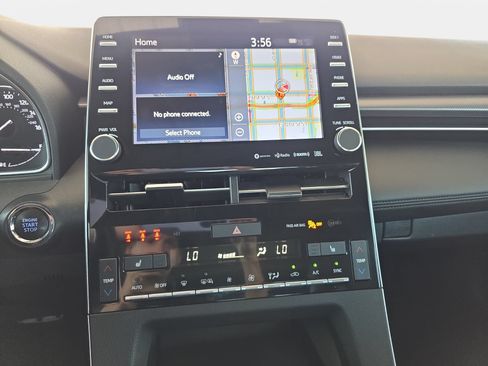 Used 2020 Toyota Avalon XSE FWD image 19