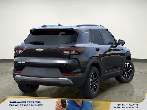 New 2026 Chevrolet TrailBlazer LT w/ LT Cold Weather Package FWD image 3