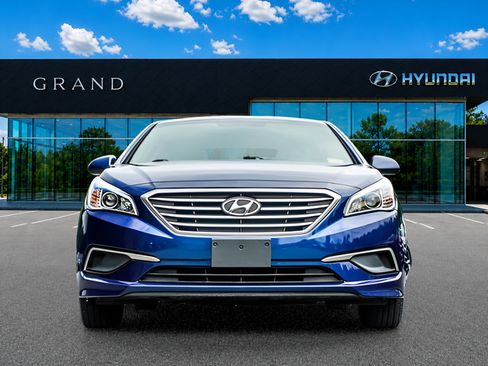 Used 2017 Hyundai Sonata SE FWD image 9