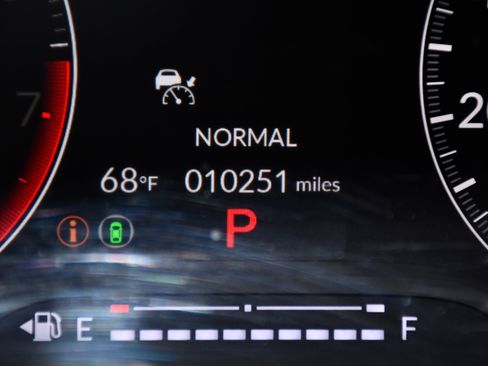 Certified 2025 Honda Civic Sport image 17