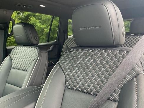 Used 2026 GMC Acadia Denali w/ Super Cruise Package AWD/4WD image 14