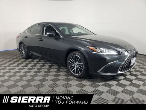 Used 2022 Lexus ES 300h w/ Premium Package image 1