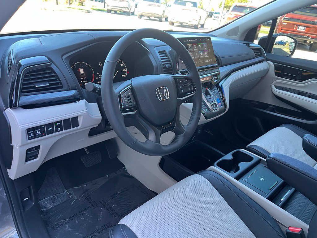 Used 2026 Honda Odyssey Elite image 24
