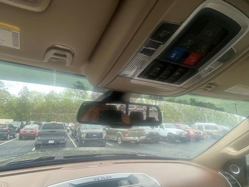 Used 2021 RAM 2500 Laramie image 19