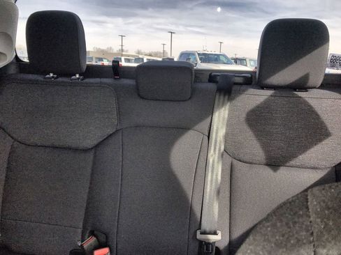 New 2026 Ford Maverick XL FWD image 21