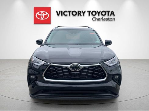 New 2026 Toyota Highlander Limited AWD/4WD image 8