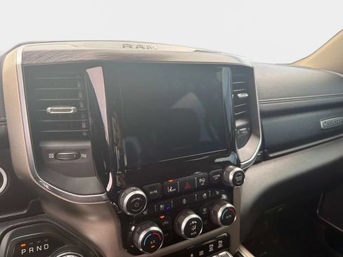 Used 2019 RAM 1500 Laramie RWD image 18