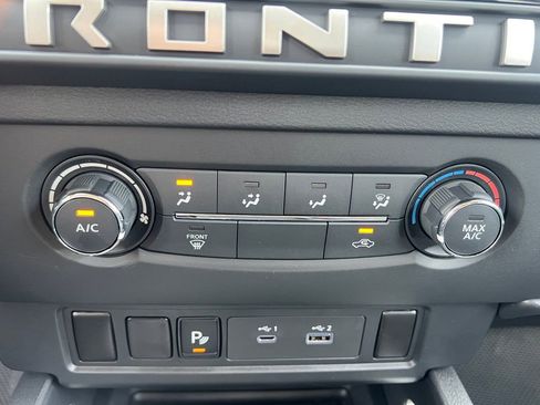 New 2026 Nissan Frontier SV w/ Tow Package AWD/4WD image 5