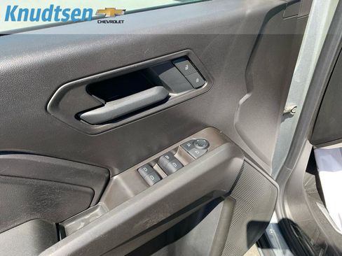 Used 2025 Chevrolet Colorado Trail Boss AWD/4WD image 19