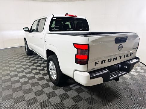 Used 2023 Nissan Frontier SV AWD/4WD image 5