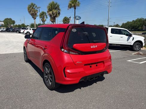 Used 2022 Kia Soul Turbo FWD image 3