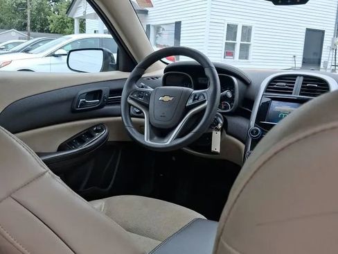 Used 2015 Chevrolet Malibu LT w/ Power Convenience Package FWD image 24