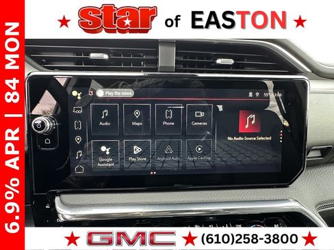 New 2026 GMC Sierra 2500 Denali w/ Denali Reserve Package image 16