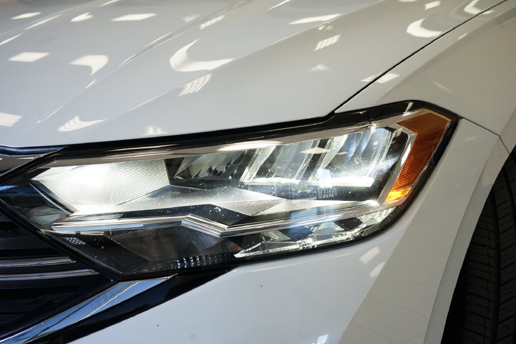 Used 2023 Volkswagen Jetta SE FWD image 20