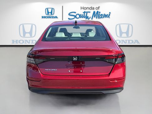 New 2025 Honda Accord SE image 6
