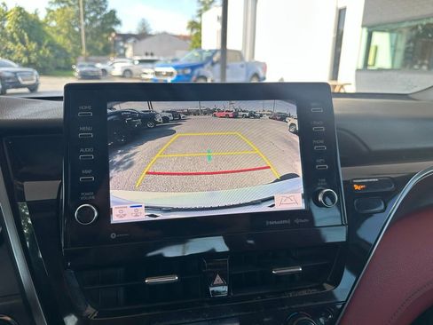 Used 2022 Toyota Camry XSE image 15