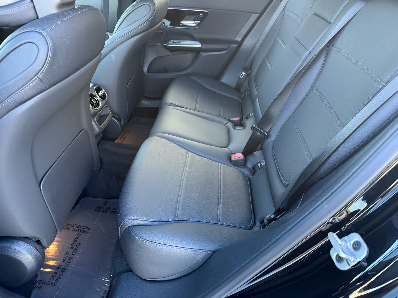 Certified 2026 Mercedes-Benz GLC 300 4MATIC image 11