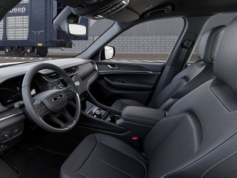 New 2025 Jeep Grand Cherokee L Limited AWD/4WD image 22