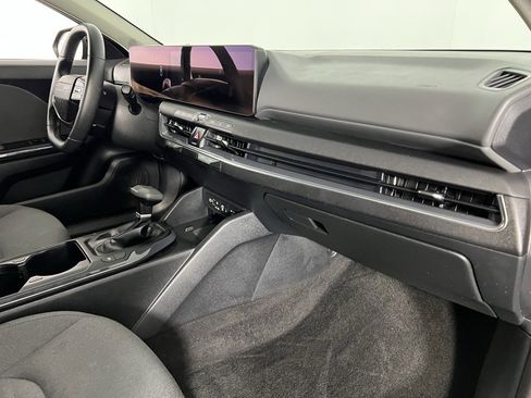 Used 2025 Kia K4 EX image 29