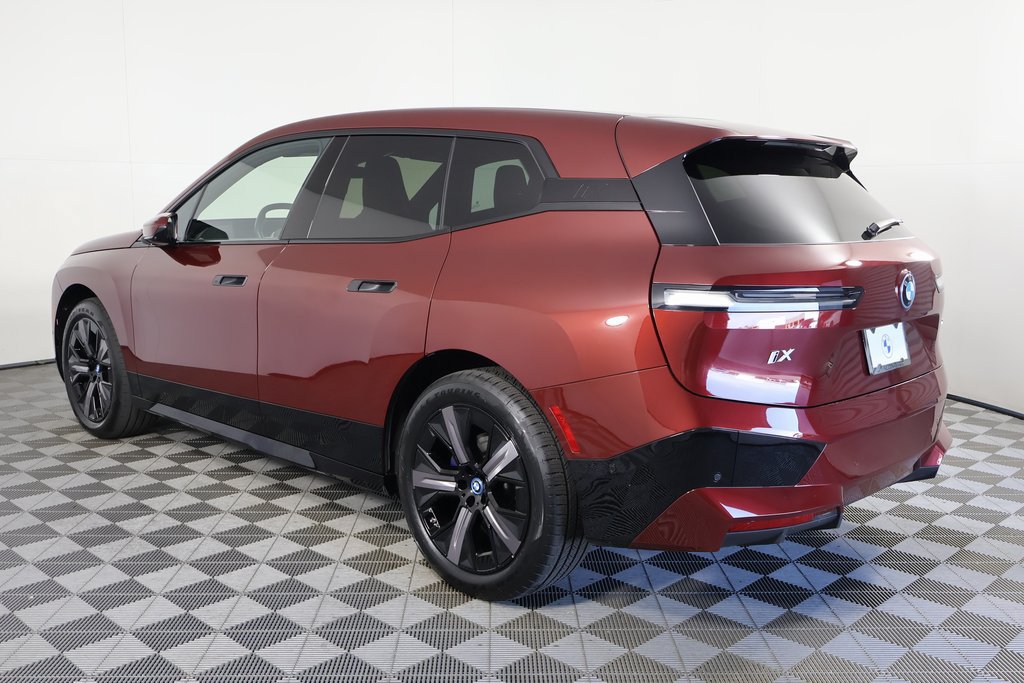 Certified 2024 BMW iX xDrive50 w/ Sport Package AWD/4WD image 6