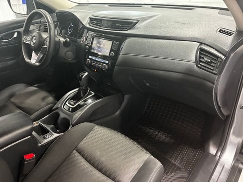 Used 2019 Nissan Rogue SV AWD/4WD image 43