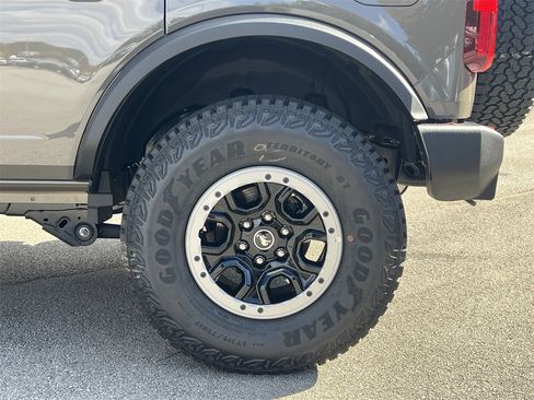 New 2025 Ford Bronco 4-Door w/ Sasquatch Package image 26