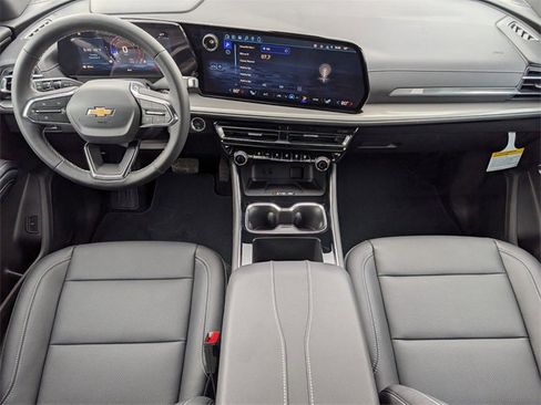 New 2026 Chevrolet Traverse LT w/ Driver Confidence Package image 5