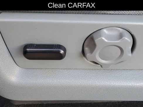 Used 2012 Ford F150 XLT w/ XLT Chrome Pkg image 6