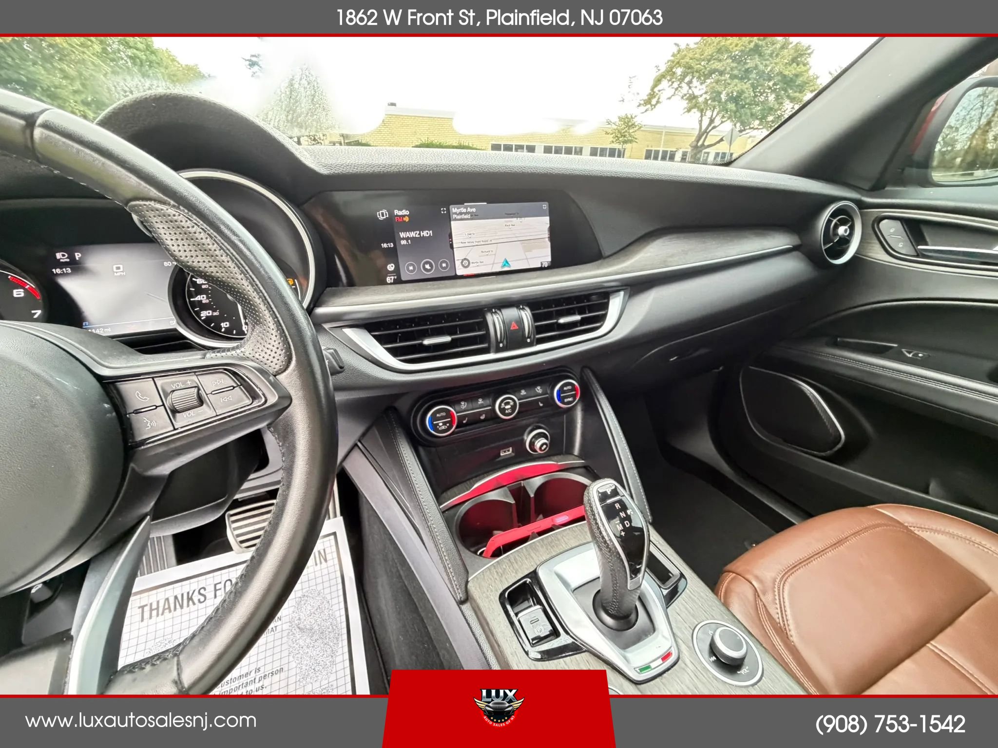 Used 2023 Alfa Romeo Stelvio Ti AWD/4WD image 28