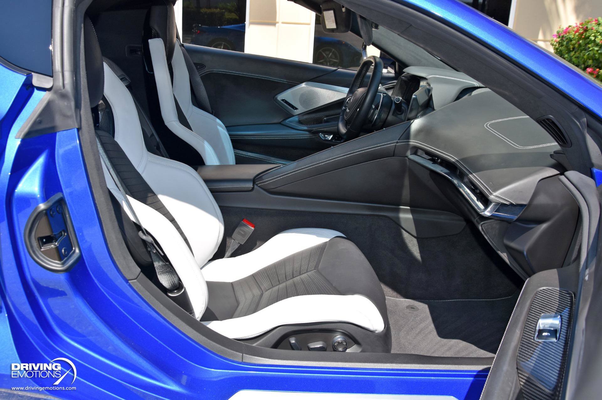 Used 2020 Chevrolet Corvette Stingray Premium Cpe w/ 3LT RWD image 18
