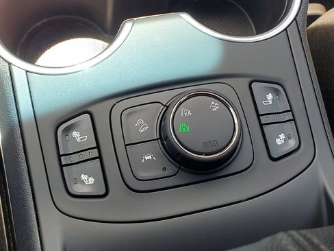Used 2021 GMC Terrain SLE w/ Driver Convenience Package AWD/4WD image 28