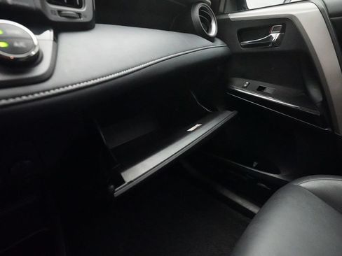 Used 2018 Toyota RAV4 Limited w/ Advanced Technology Package AWD/4WD image 30