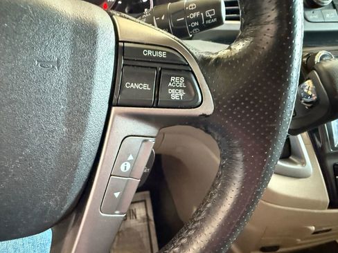 Used 2017 Honda Odyssey Touring image 20