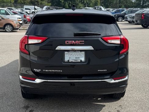 Used 2022 GMC Terrain Denali w/ Denali Premium Package AWD/4WD image 4