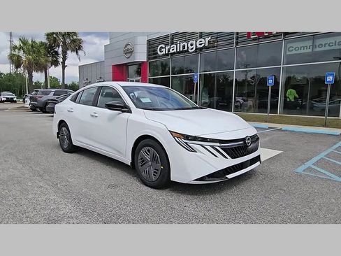 New 2026 Nissan Sentra SV FWD image 17