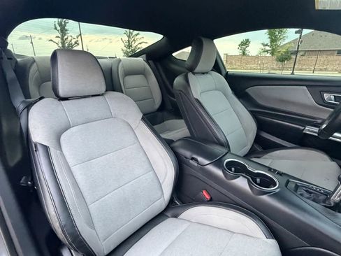 Used 2024 Ford Mustang Coupe image 31