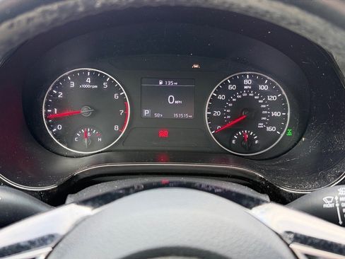 Used 2022 Kia Seltos EX image 23