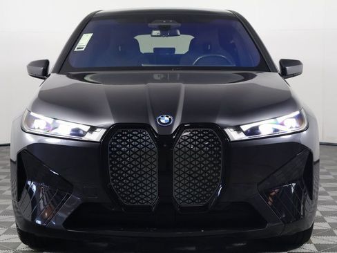 Used 2024 BMW iX xDrive50 w/ Sport Package AWD/4WD image 2